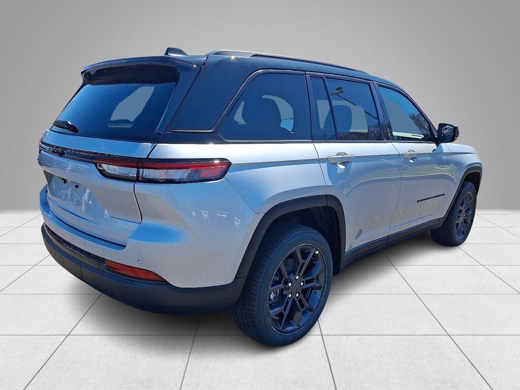 New 2025 Jeep Grand Cherokee LIMITED 4X4 Sport Utility