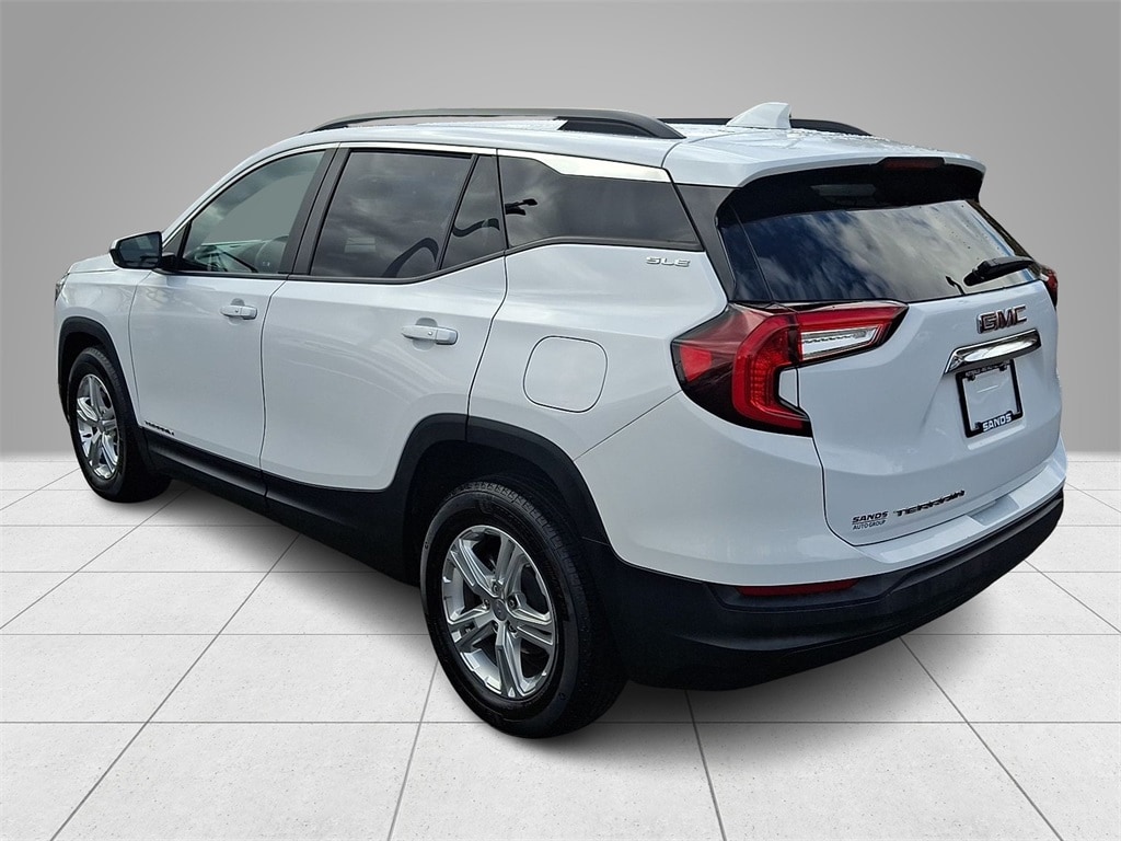 Used 2022 GMC Terrain SLE SUV