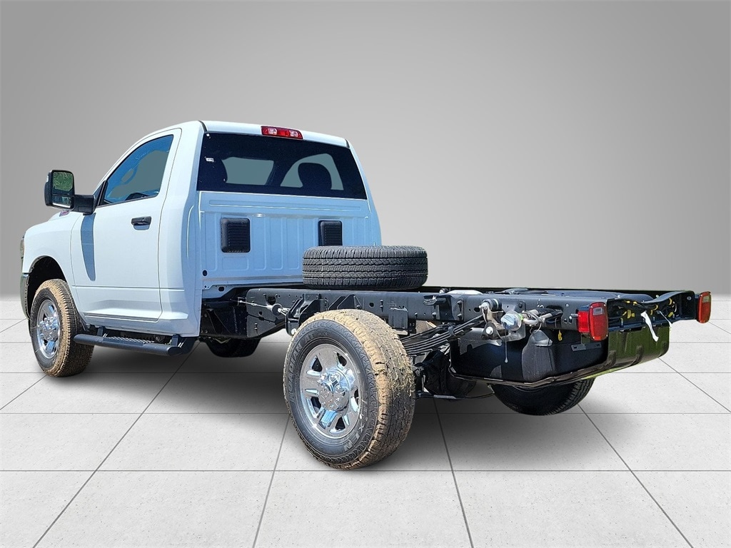 New 2024 Ram 3500 Chassis Cab 3500 TRADESMAN CHASSIS REGULAR CAB 4X4 60' CA Pickup