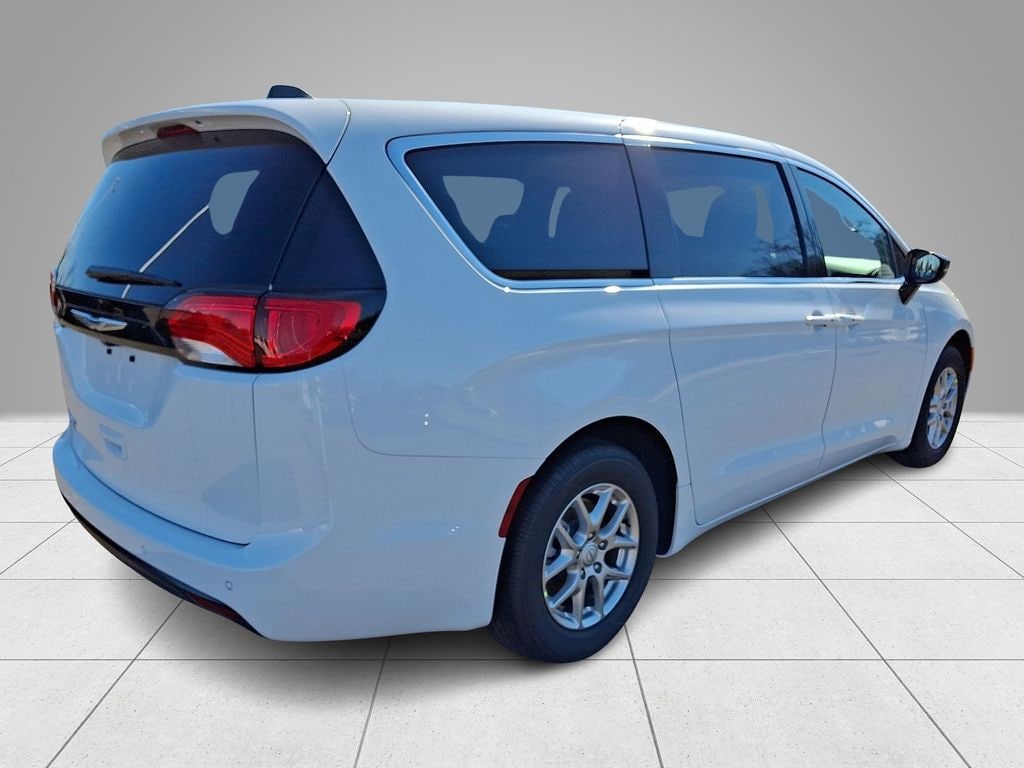 New 2026 Chrysler Voyager LX Cargo Van