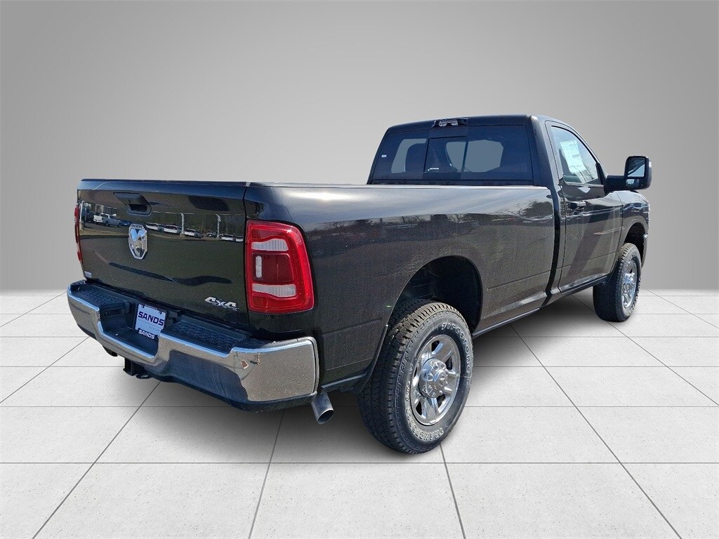 2024 Ram 2500 Tradesman photo 4