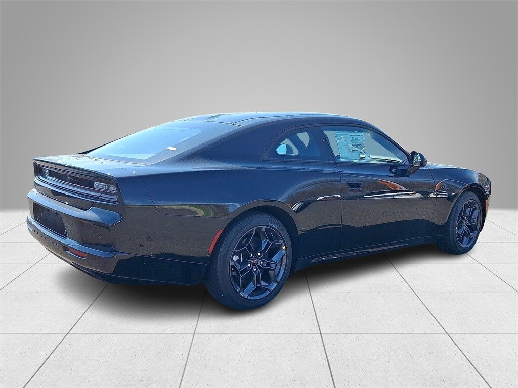 2025 Dodge Charger R/T photo 3