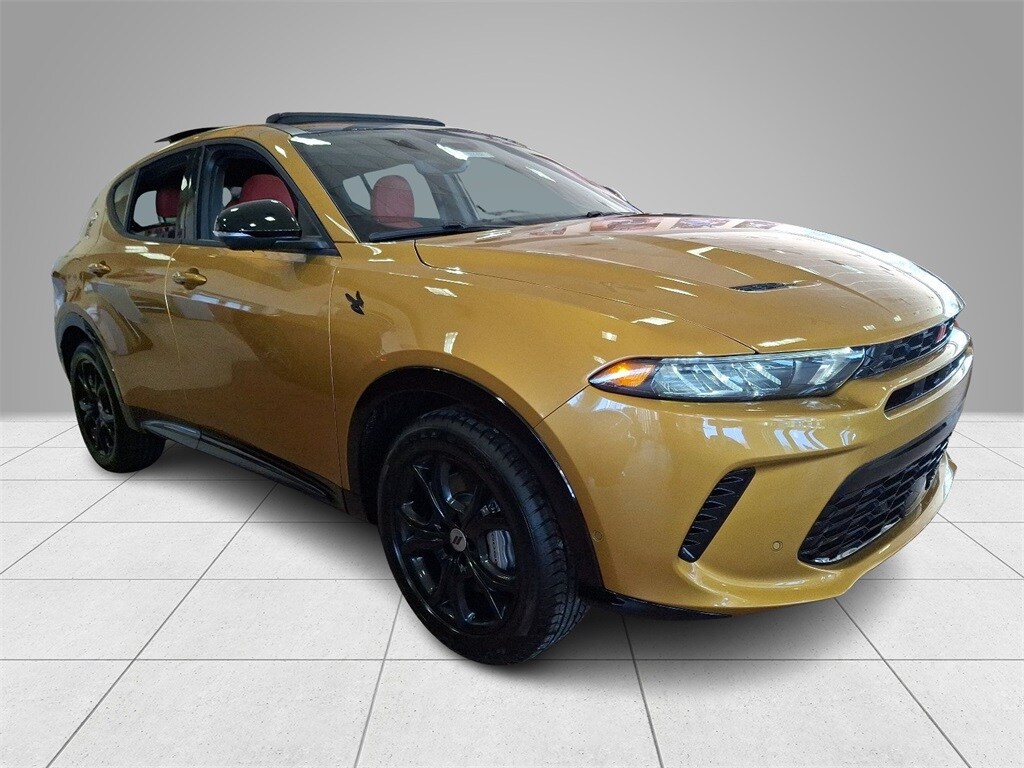 2025 Dodge Hornet R/T Plus photo 2