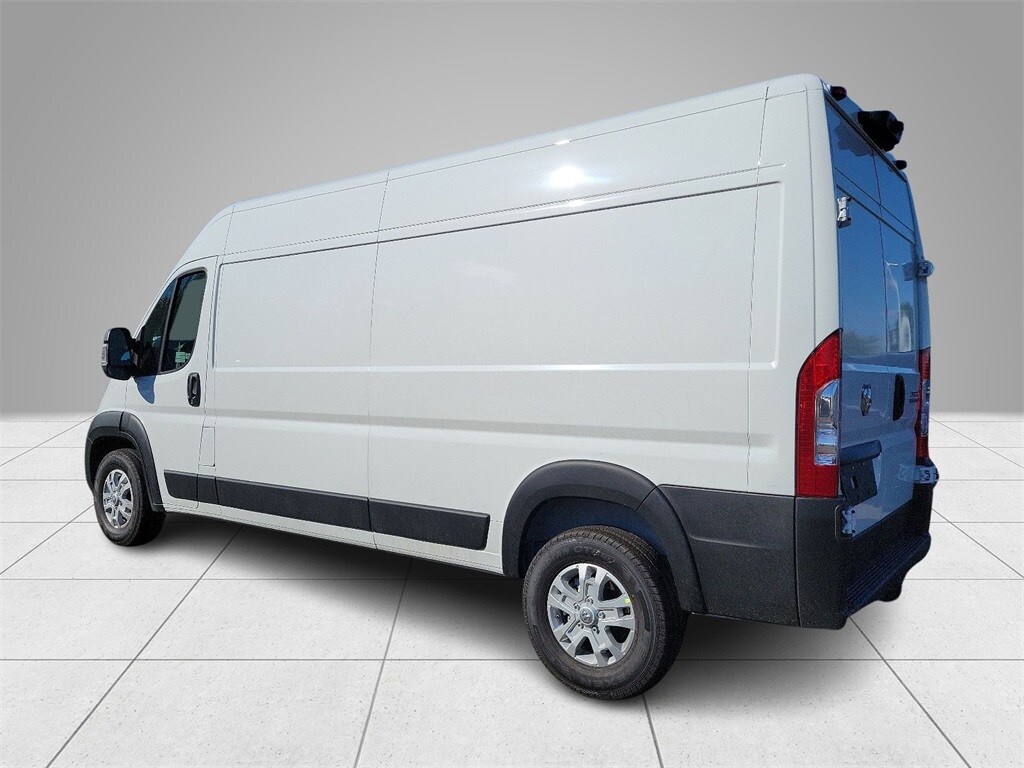2024 Ram ProMaster 3500 photo 4