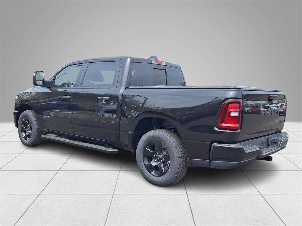 2025 Ram 1500 Tradesman photo 4