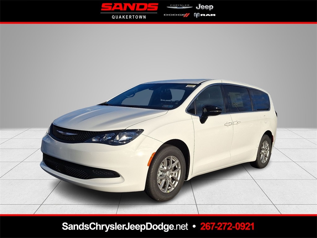 2026 Chrysler Voyager LX's photo