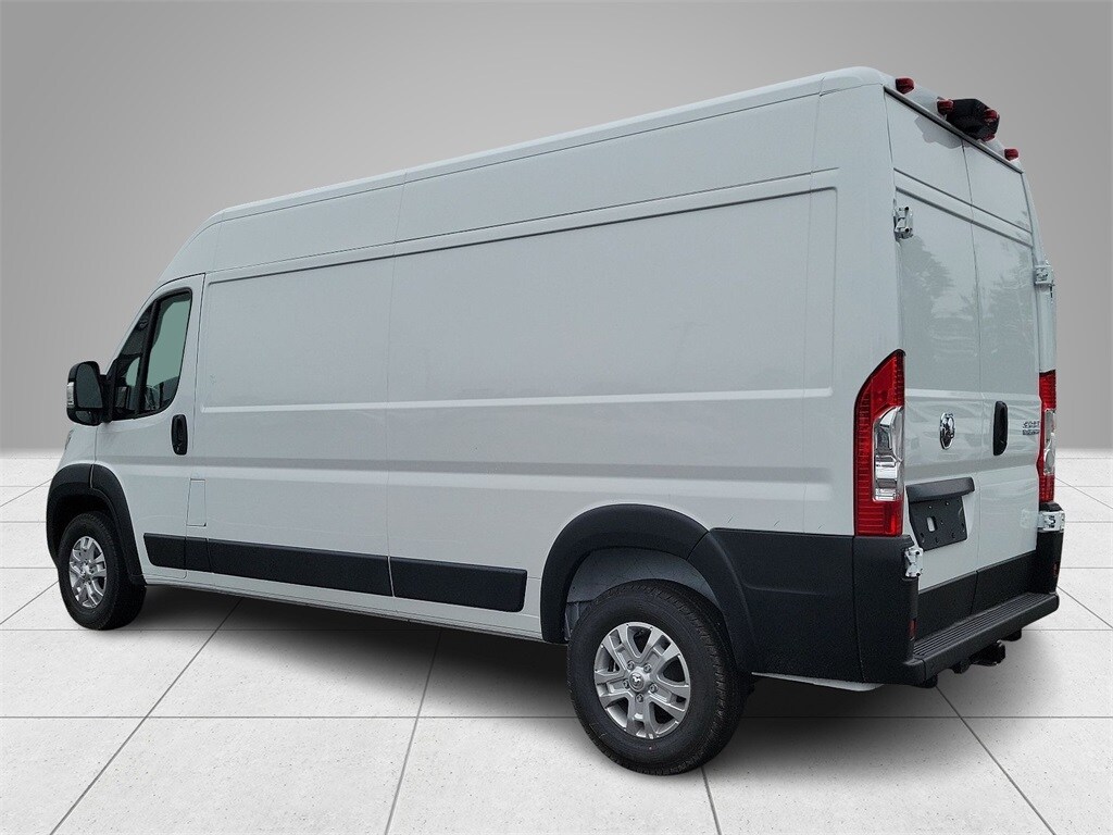 2024 Ram ProMaster 3500 photo 4