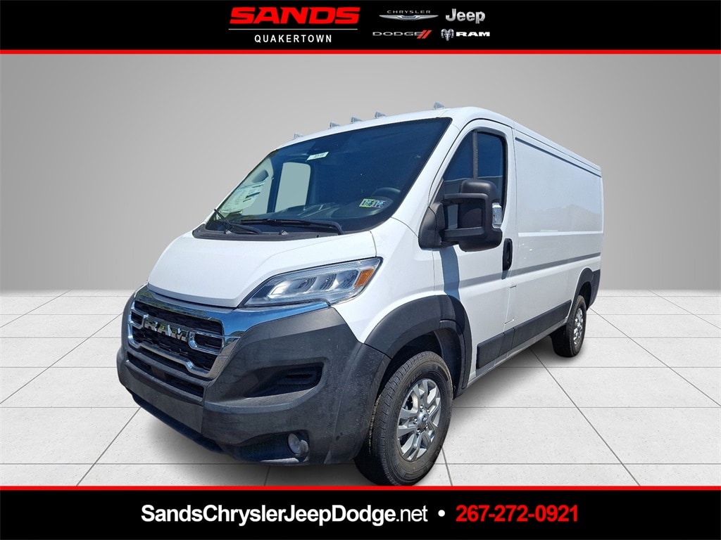 New 2025 Ram ProMaster PROMASTER 1500 SLT CARGO VAN LOW ROOF 136' WB Cargo Van
