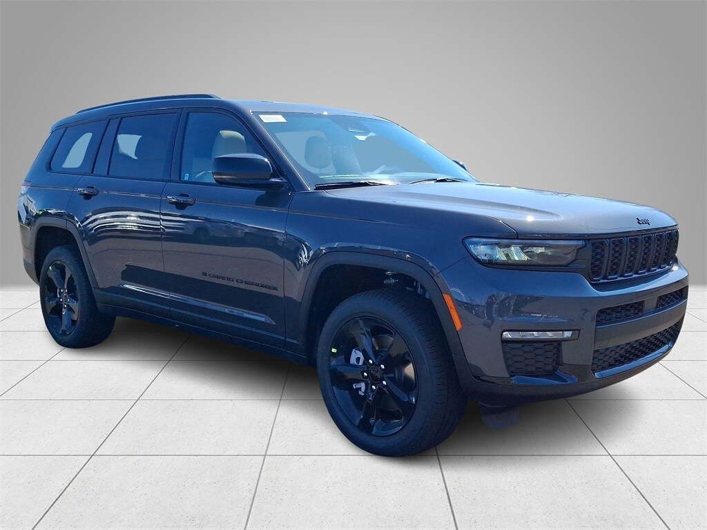 2025 Jeep Grand Cherokee L photo 2