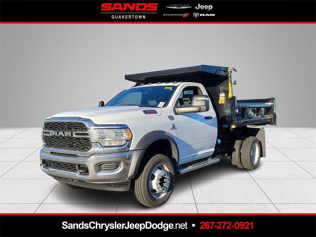 New 2024 Ram 5500 Chassis Cab 5500 TRADESMAN CHASSIS REGULAR CAB 4X4 60' CA Pickup