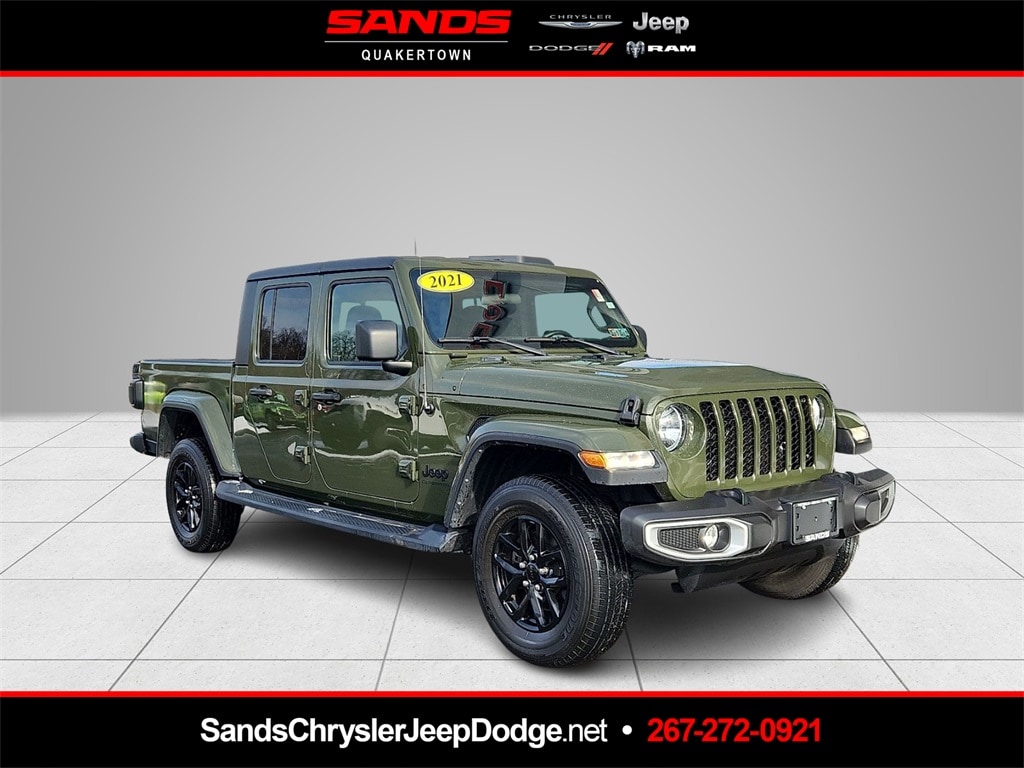 2021 Jeep Gladiator Sport S's photo