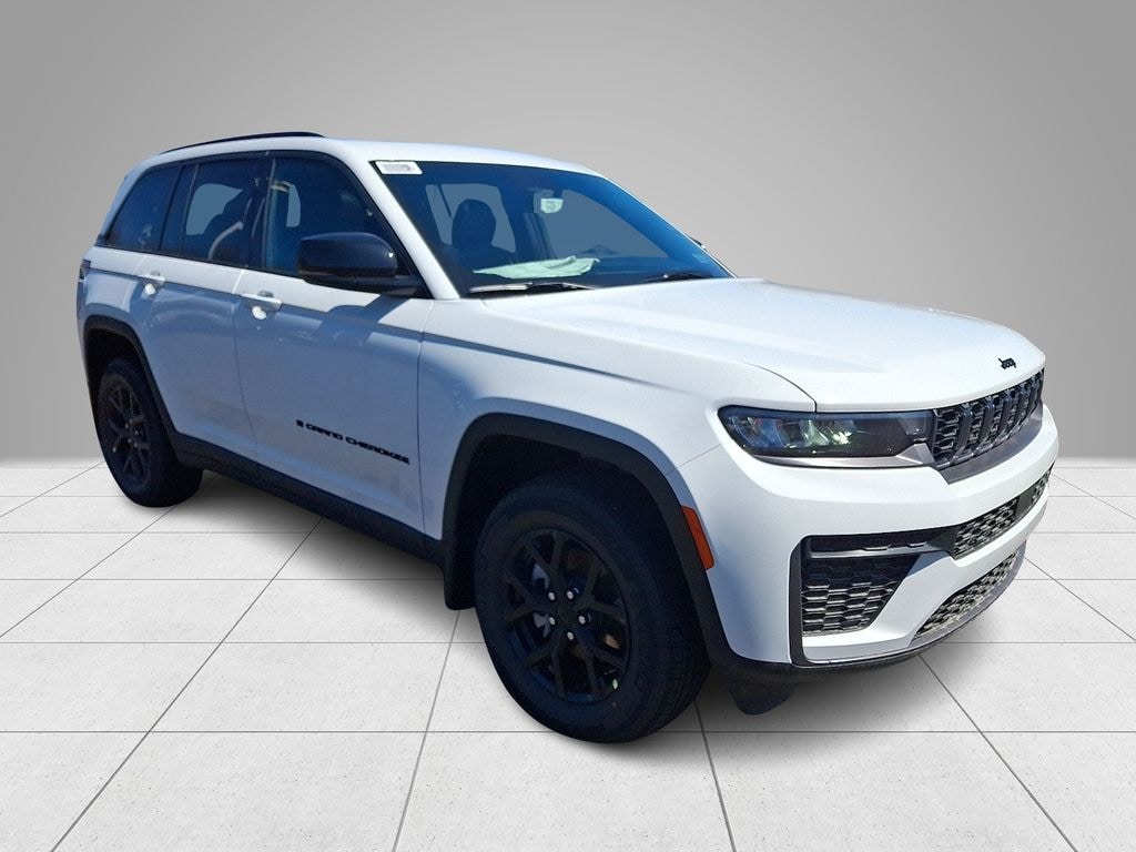 New 2026 Jeep Grand Cherokee LAREDO ALTITUDE 4X4 Sport Utility
