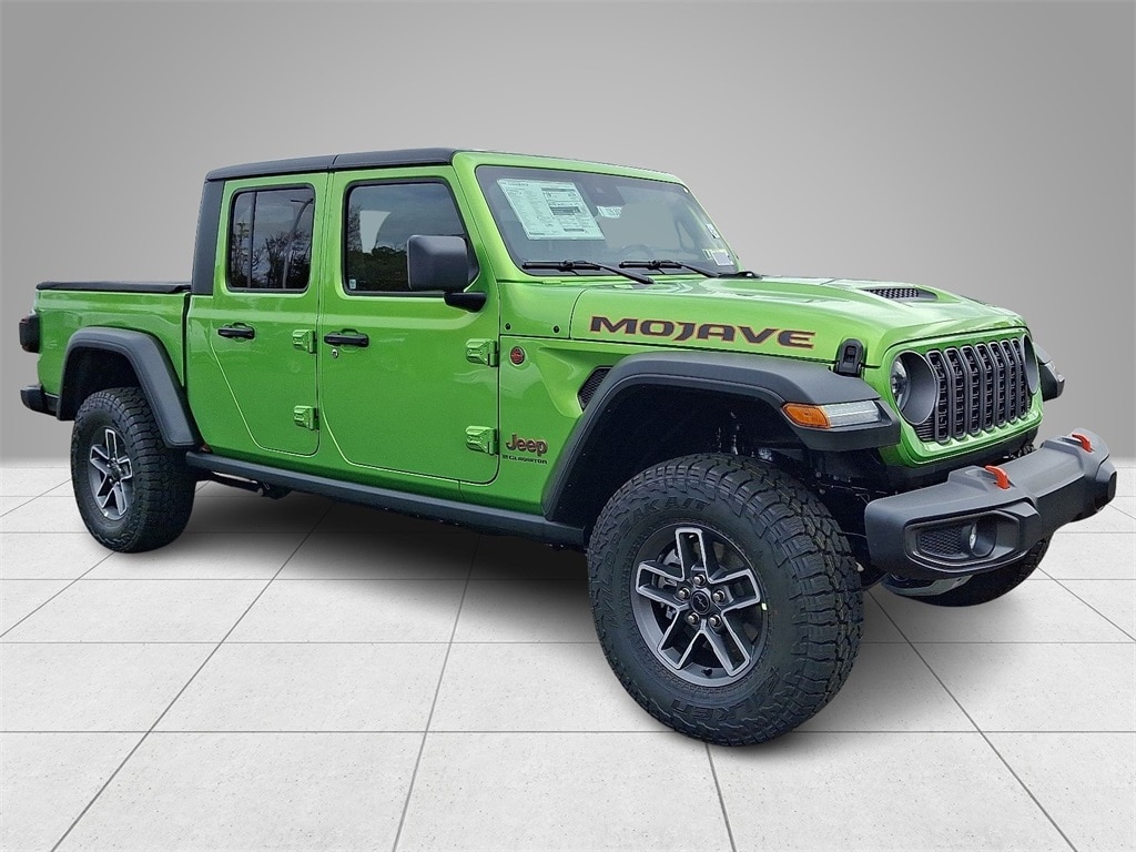 New 2025 Jeep Gladiator MOJAVE 4X4 Pickup