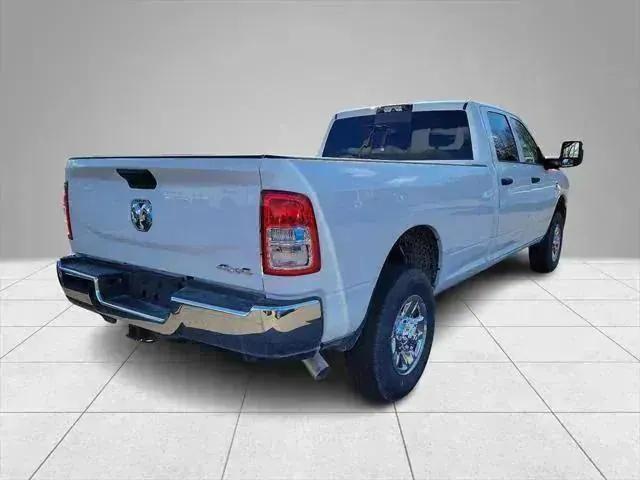 2024 Ram 3500 Tradesman photo 3