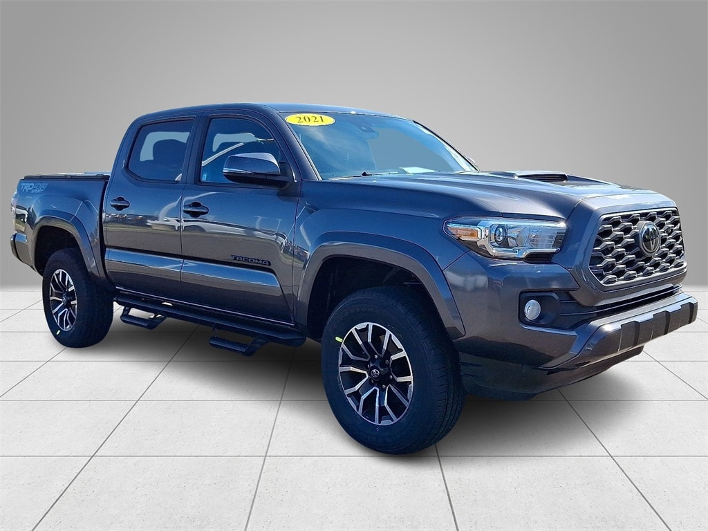 Used 2021 Toyota Tacoma Truck Double Cab