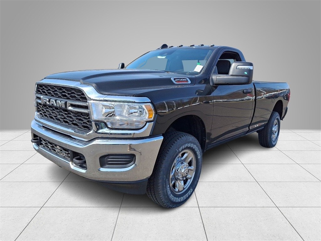 2024 Ram 2500 Tradesman photo 2