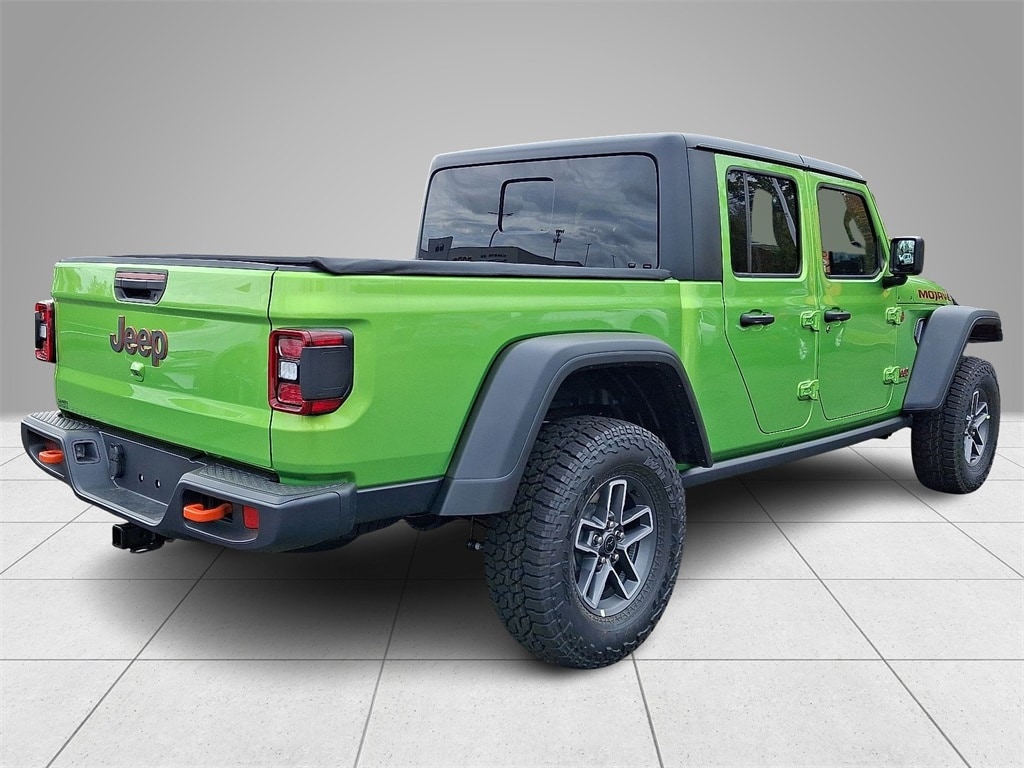 New 2025 Jeep Gladiator MOJAVE 4X4 Pickup