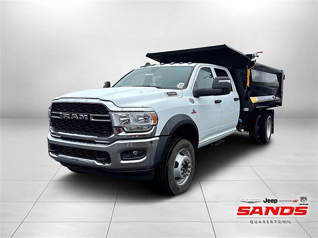 New 2024 Ram 4500 Chassis Cab 4500 TRADESMAN CHASSIS CREW CAB 4X4 84' CA Pickup