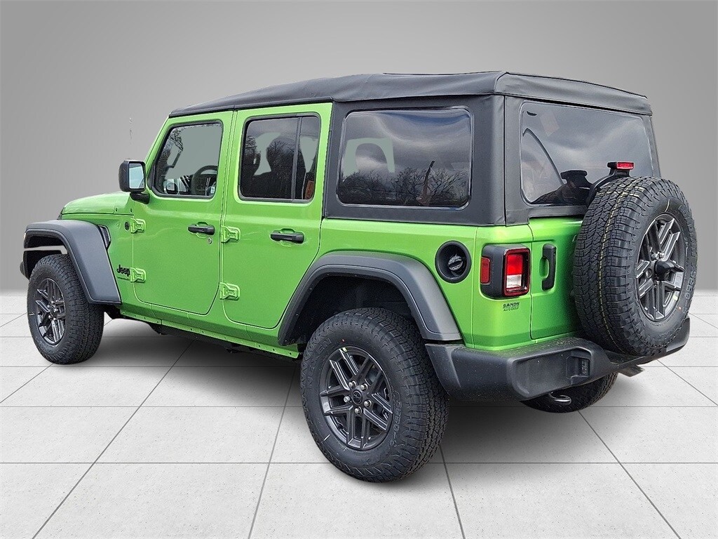 2025 Jeep Wrangler Sport S photo 4