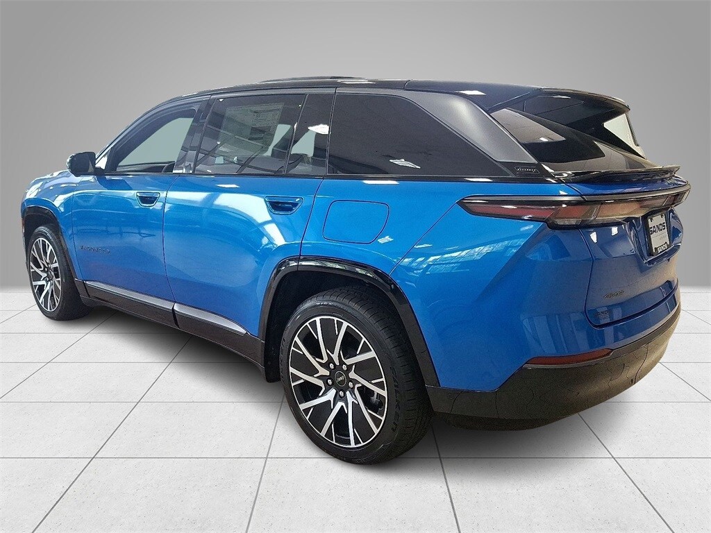 2025 Jeep Wagoneer S Limited photo 4