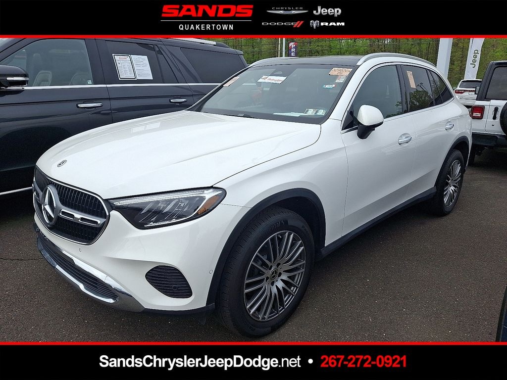 Used 2025 Mercedes-Benz GLC 300 4MATIC SUV