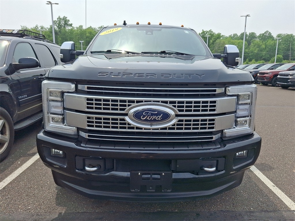 Used 2019 Ford F-350 Super Duty Platinum with VIN 1FT8W3DT4KEC04393 for sale in Quakertown, PA