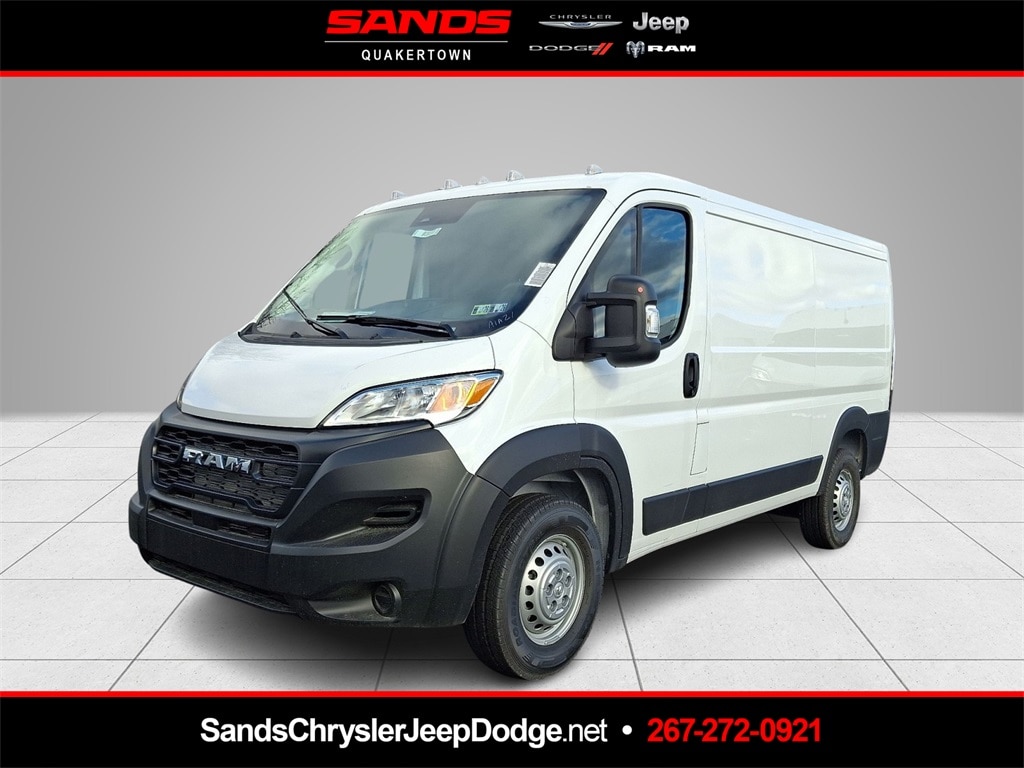 New 2026 Ram ProMaster PROMASTER 3500 TRADESMAN CARGO VAN LOW ROOF 136' W Cargo Van