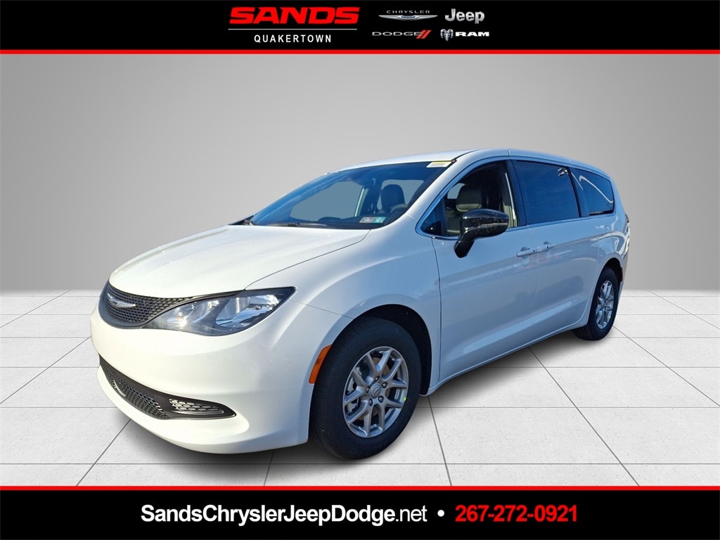 2026 Chrysler Voyager LX's photo