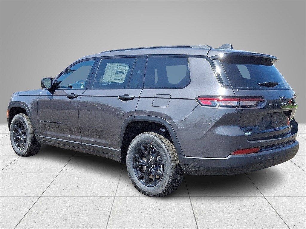 2025 Jeep Grand Cherokee Altitude X photo 4