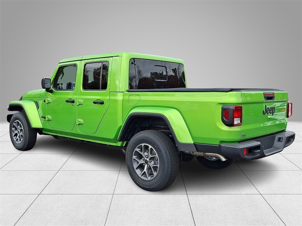 New 2025 Jeep Gladiator SPORT S 4X4 Pickup