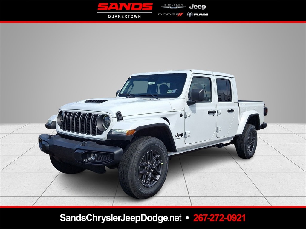 2025 Jeep Gladiator Sport S's photo