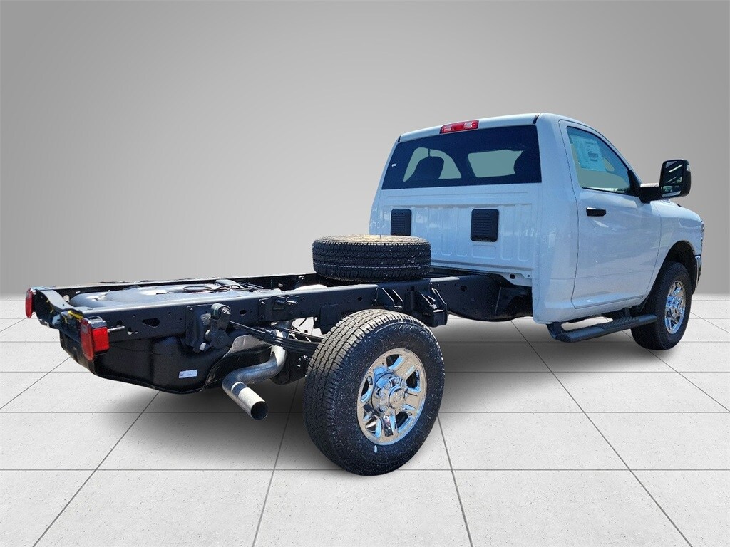 New 2024 Ram 3500 Chassis Cab 3500 TRADESMAN CHASSIS REGULAR CAB 4X4 60' CA Pickup