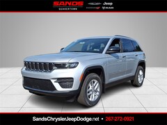 2025 Jeep Grand Cherokee LAREDO X 4X4 Sport Utility