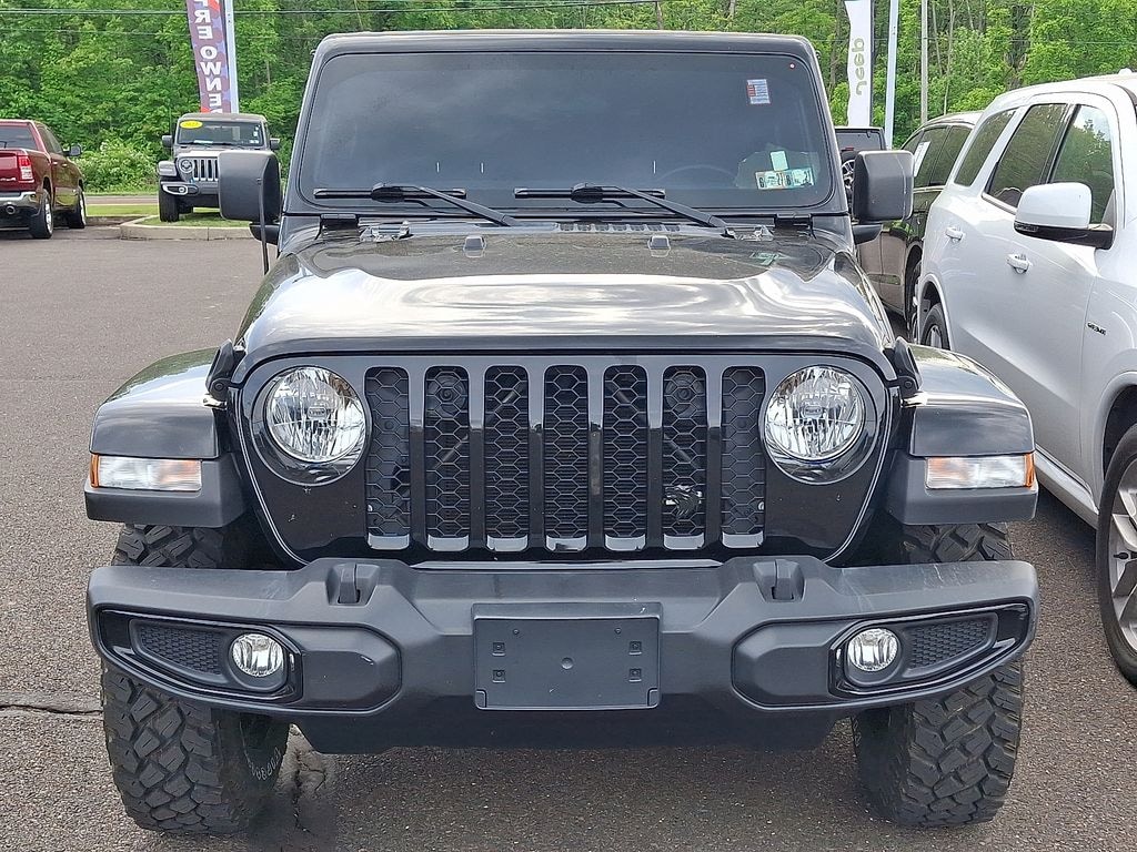 Used 2022 Jeep Gladiator Sport Truck Crew Cab