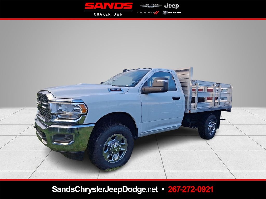 New 2024 Ram 3500 Chassis Cab TRADESMAN REGULAR 4X4 60' CA Pickup