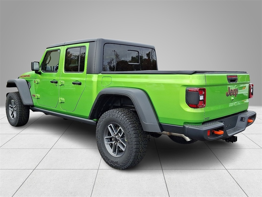 New 2025 Jeep Gladiator MOJAVE 4X4 Pickup