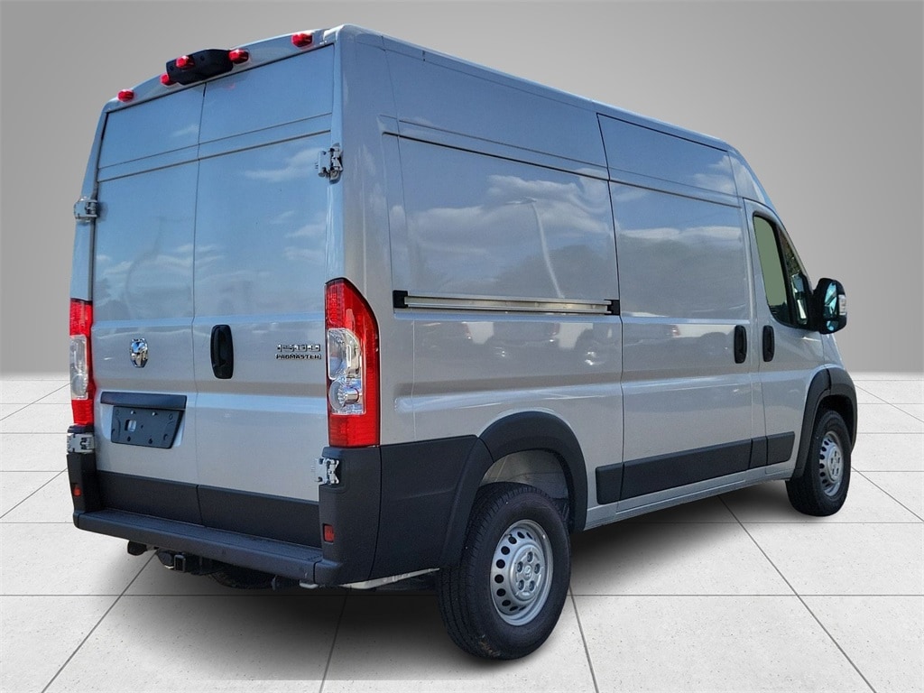 New 2024 Ram ProMaster PROMASTER 1500 TRADESMAN CARGO VAN HIGH ROOF 136' Cargo Van