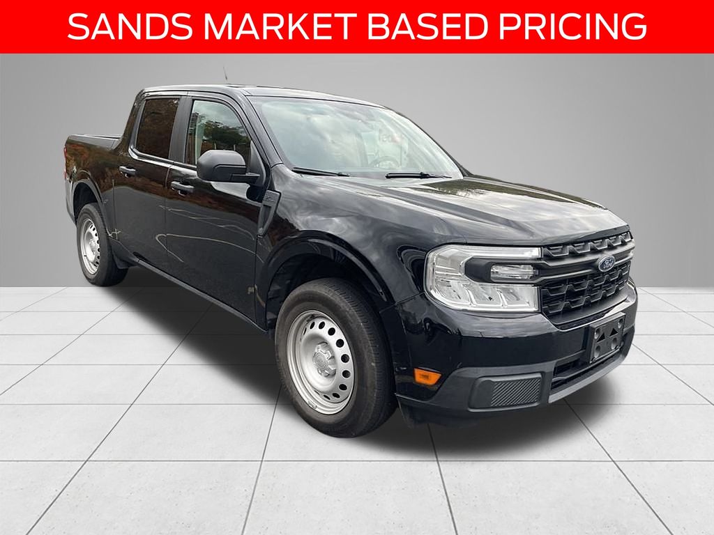 2023 Ford Maverick XL photo 3