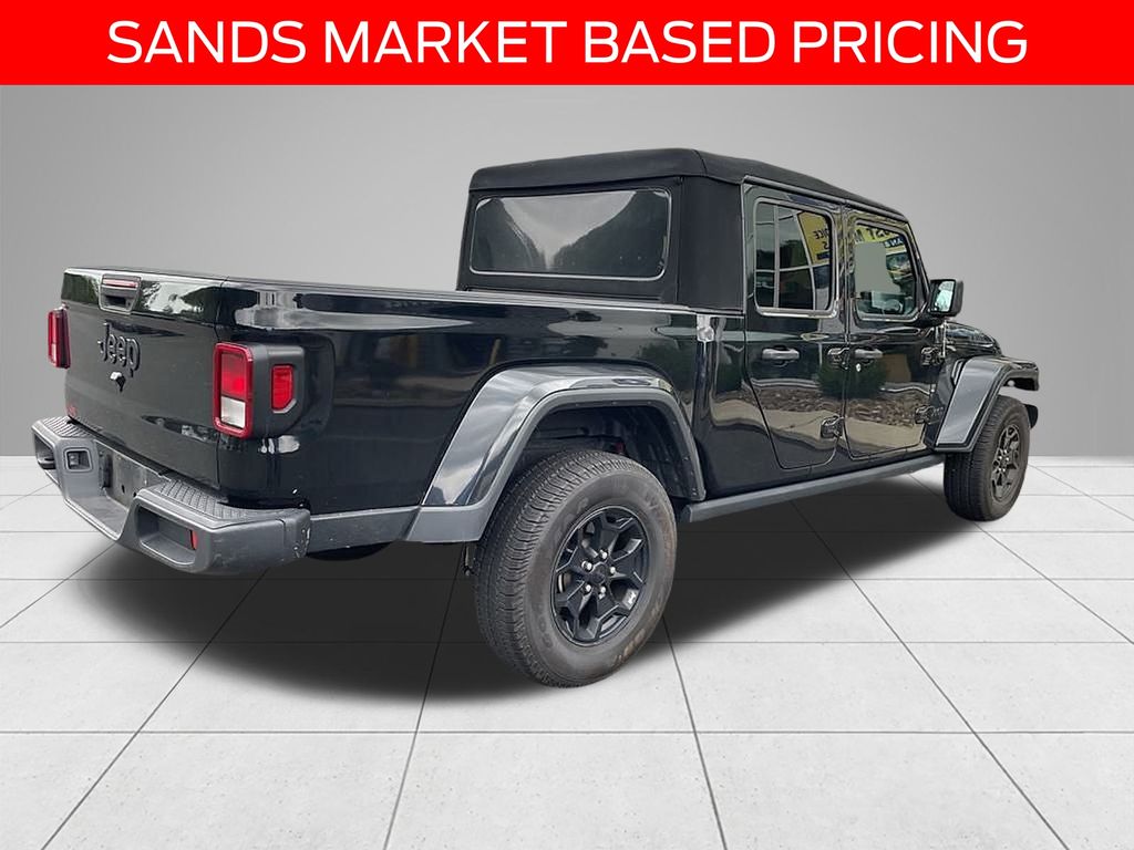 2021 Jeep Gladiator Willys photo 4