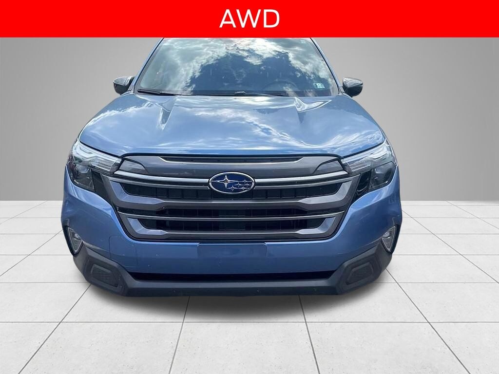 Used 2025 Subaru Forester Premium SUV