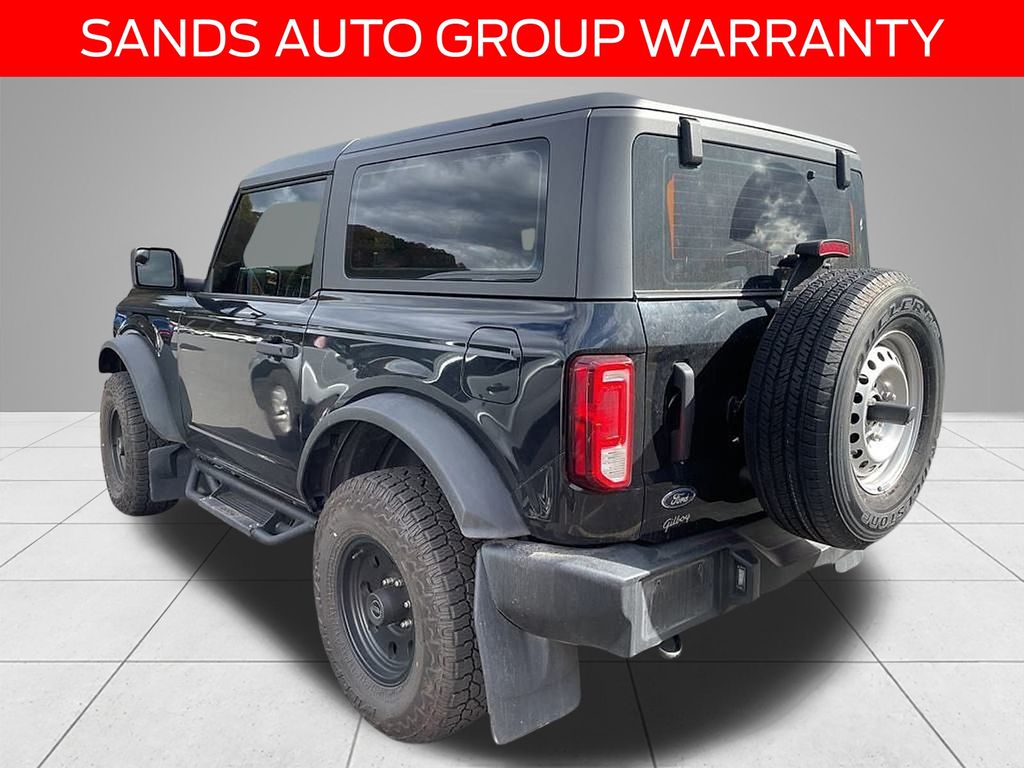 2022 Ford Bronco Base photo 4