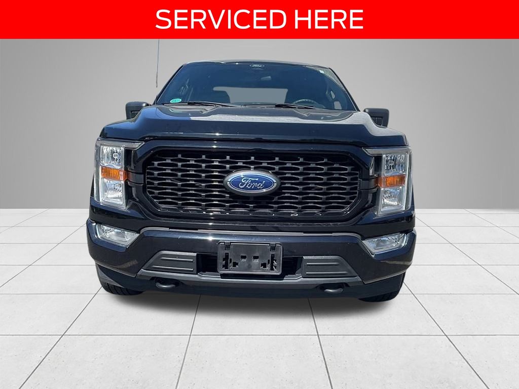 2022 Ford F-150 XL photo 2