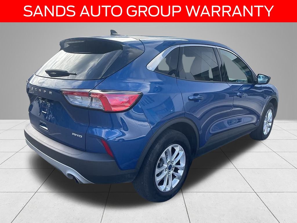 2022 Ford Escape SE photo 4