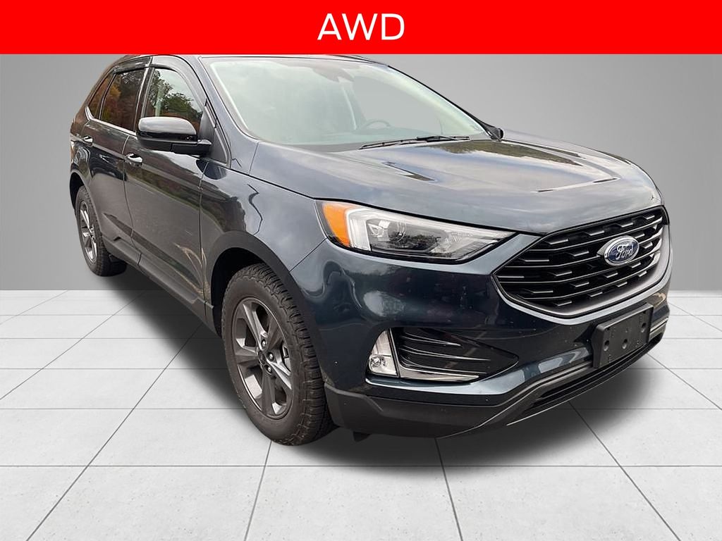 2024 Ford Edge SEL photo 2