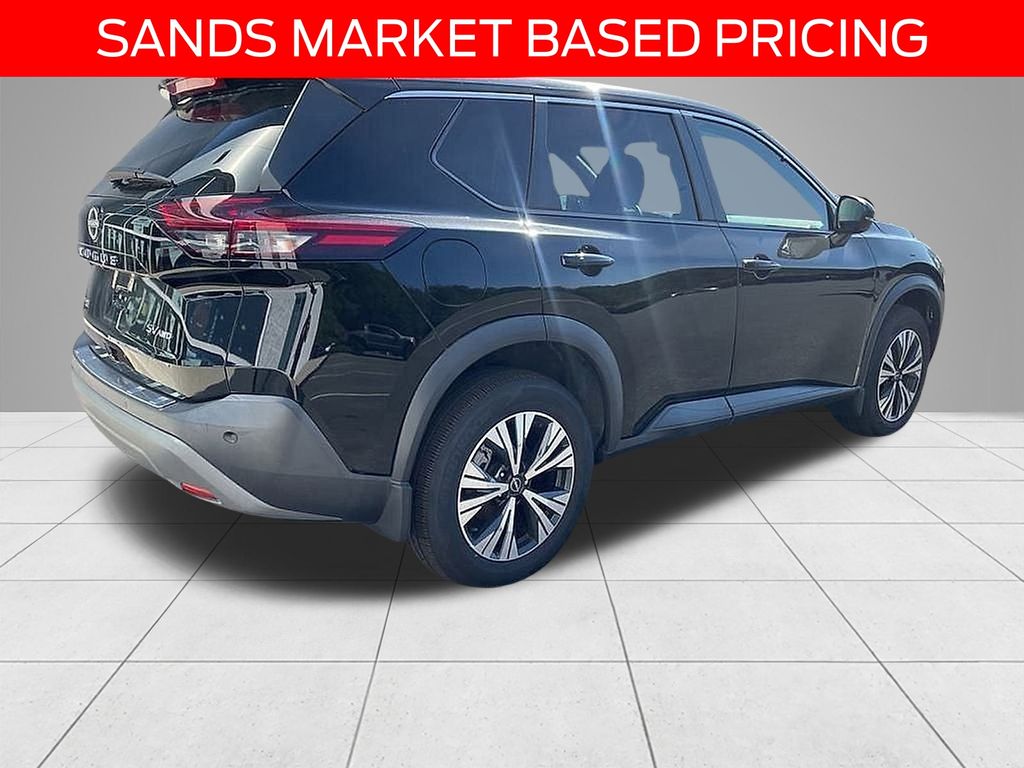 2022 Nissan Rogue SV photo 4