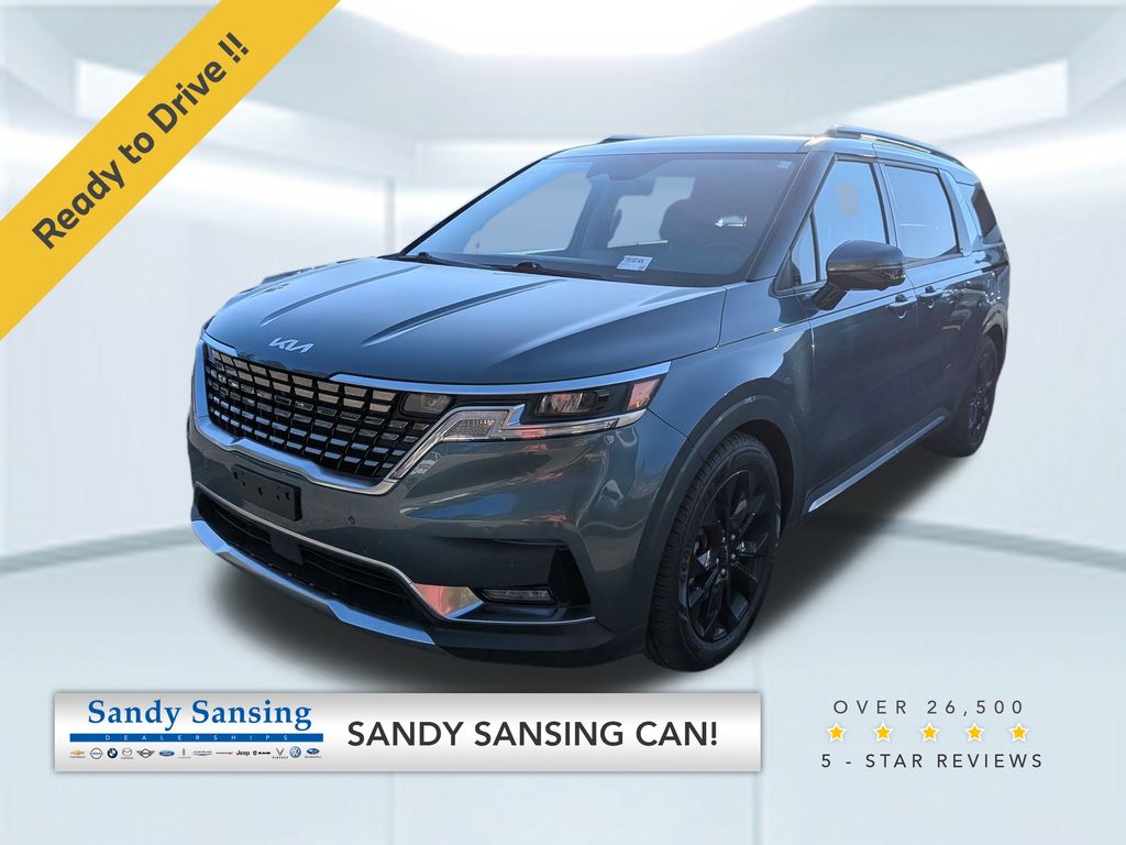 2022 Kia Carnival SX's photo