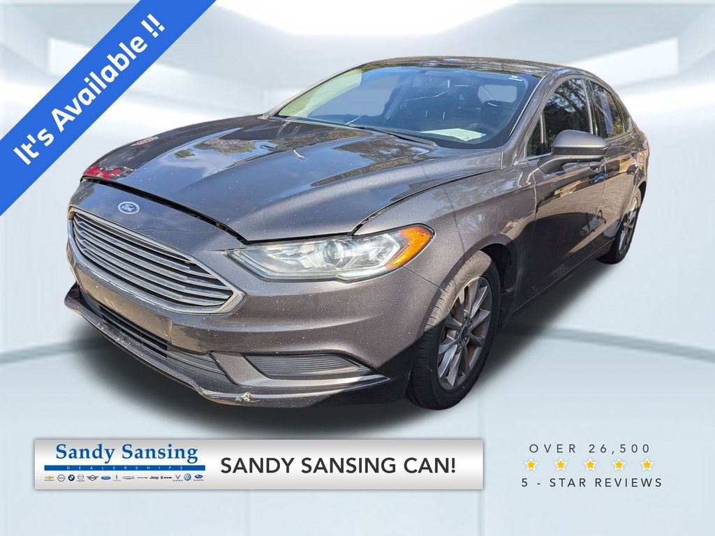 2017 Ford Fusion SE's photo