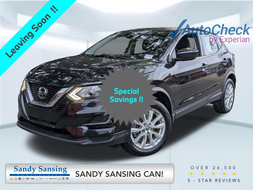 2021 Nissan Rogue Sport S's photo