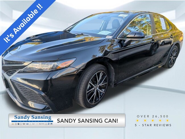 2024 Toyota Camry SE Sedan