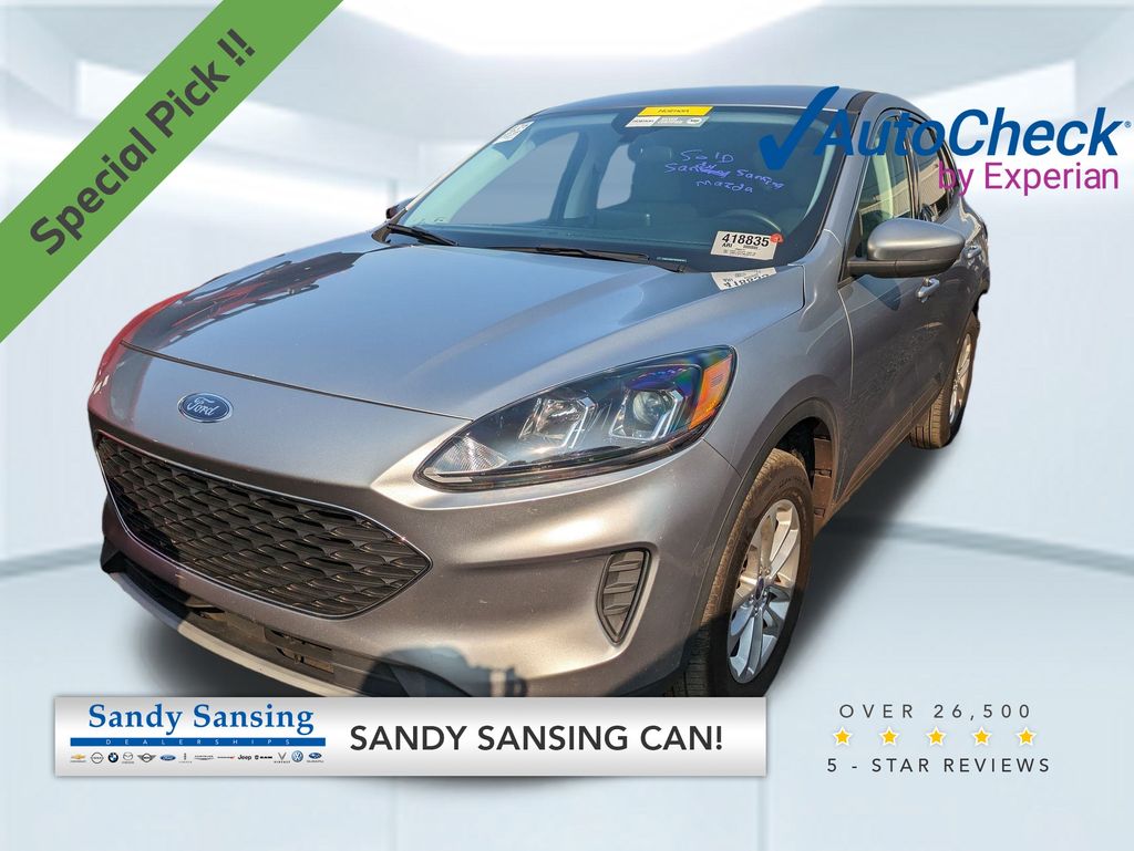 2021 Ford Escape SE's photo